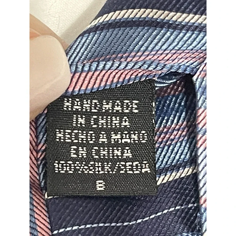 Geoffrey Beene New York 100% Silk Tie Navy Pink Striped Classic Preppy Fast Ship